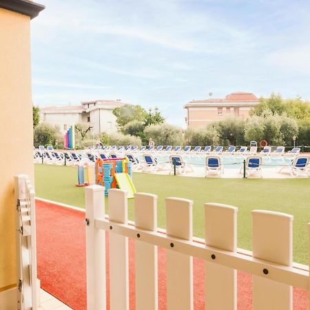 Giardino Dei Colori 111 Residence Pool&Fitness Toscolano Maderno Luaran gambar
